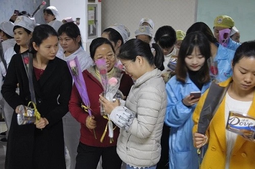 她们是靖邦最美的色彩，更是靖邦的半边天