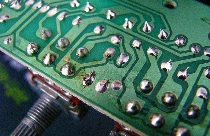 1607497489207690.jpg SMT贴片加工掉片.jpg